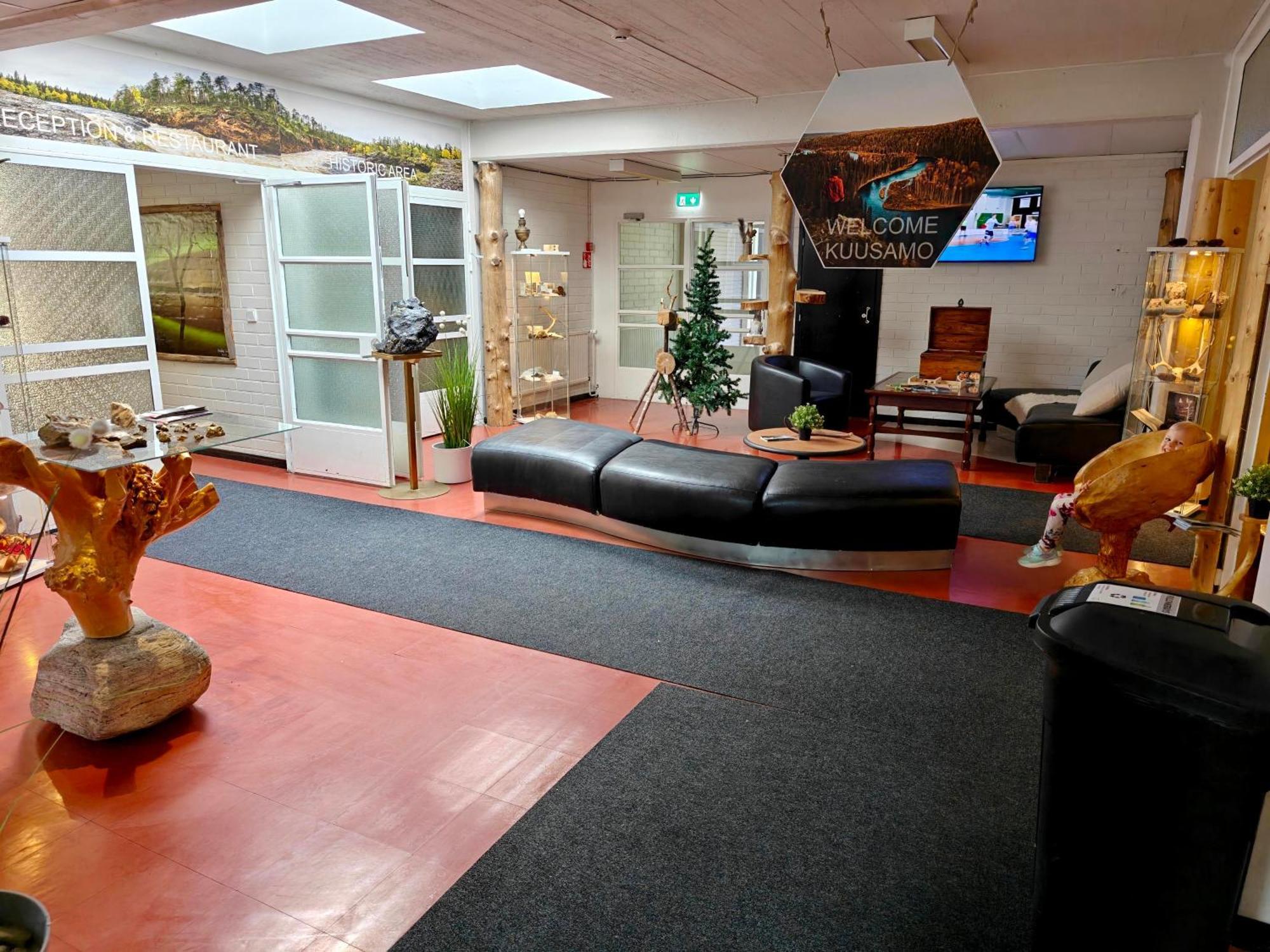 Goiglo & Hotel 4*